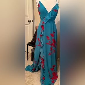Gorgeous floral summer maxi dress